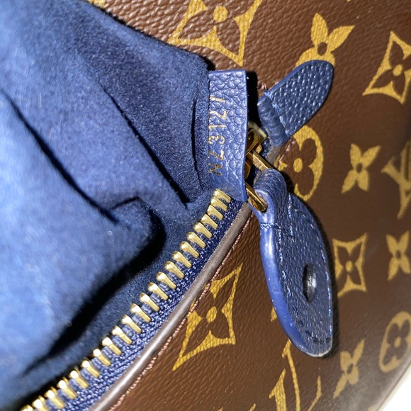 Louis Vuitton Popincourt PM Monogram PM Blue Canvas, Leather Tote Bag - Picture 7 of 11